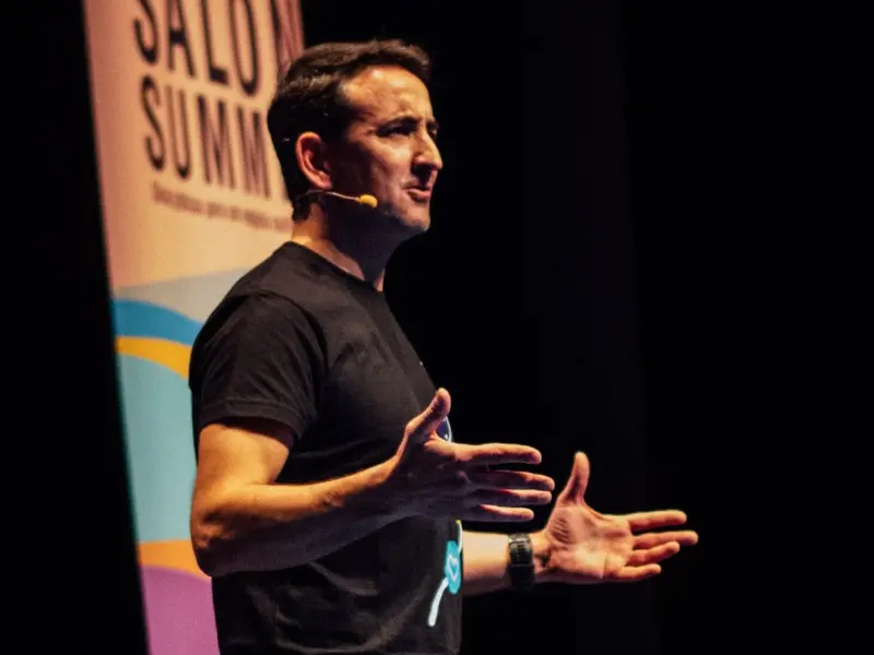 coaching corporativo ricardo pinhao em palestra